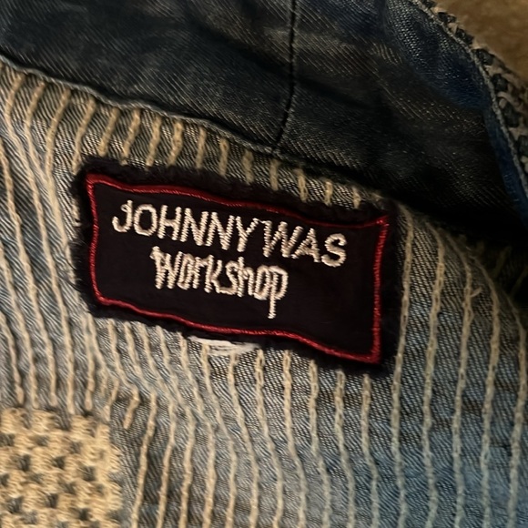 Johnny Was Thora Chambray Kimono
Embroidered Jacket Size Large - Picture 5 of 5